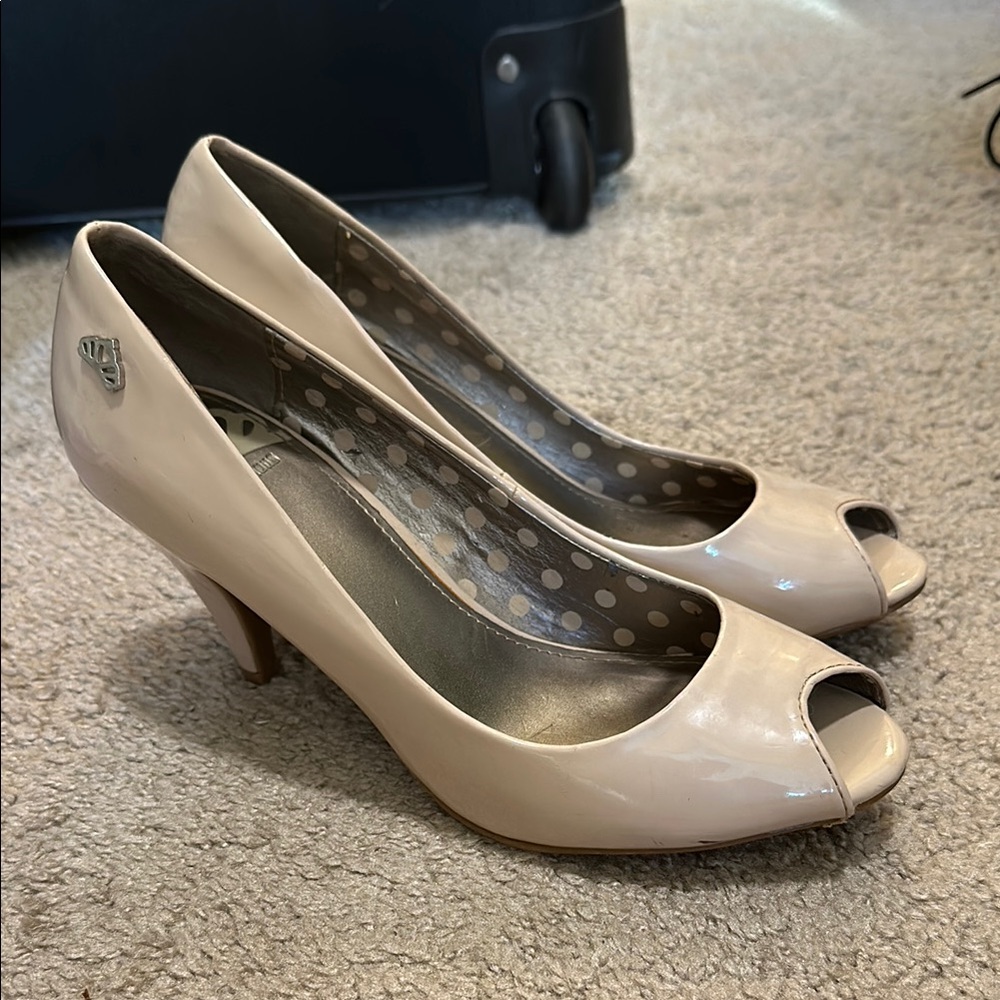Nude Peep-Toe Heels